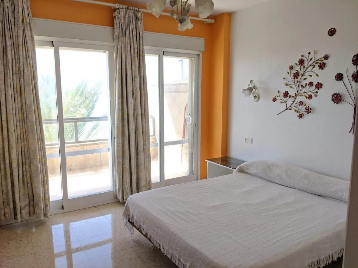 Estepona Primera Linea De Playa, Apartamento 2-4 Personas דירה