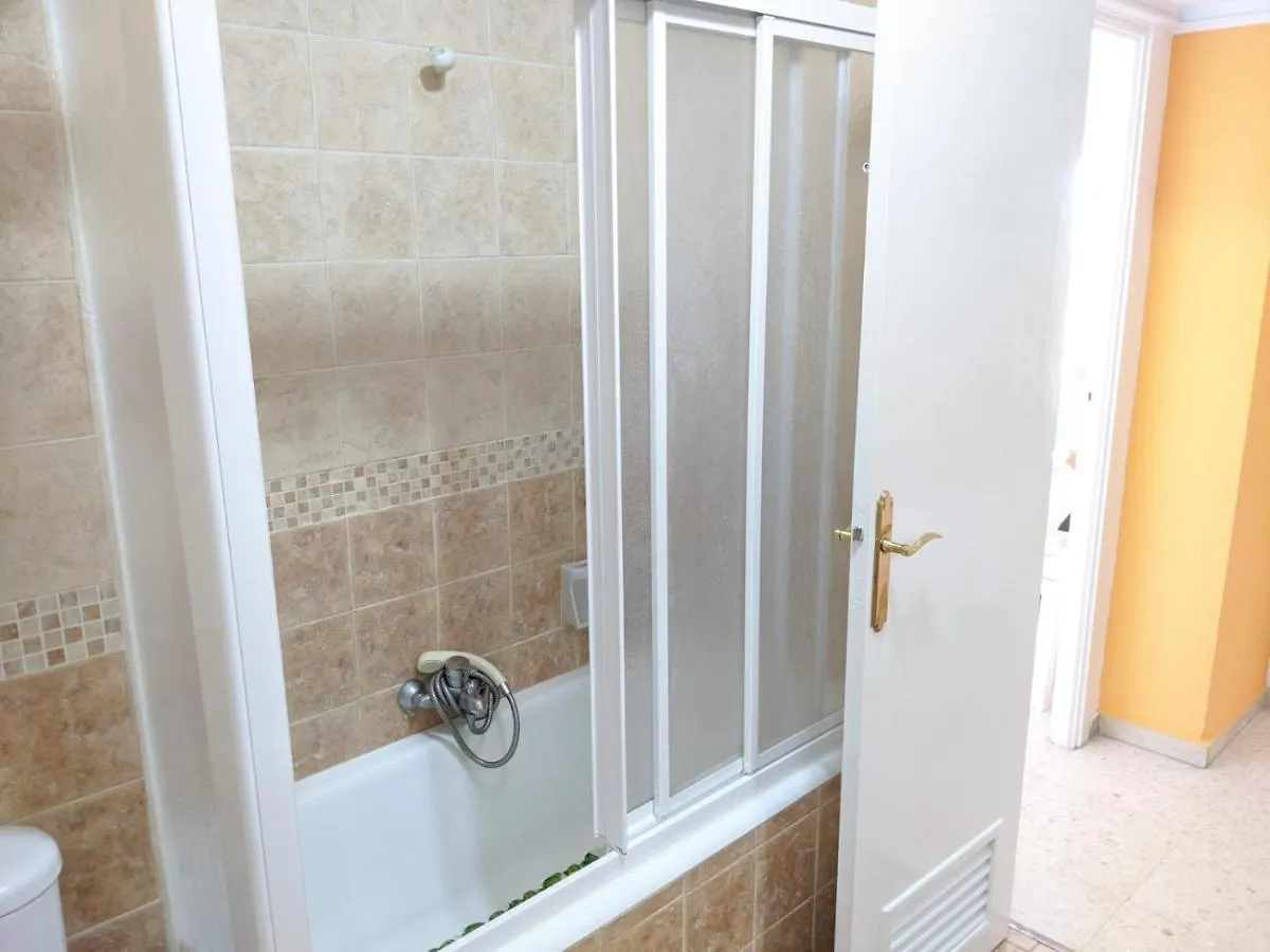 Estepona Primera Linea De Playa, Apartamento 2-4 Personas ספרד